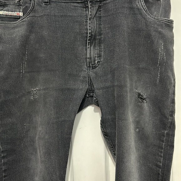 DIESEL jeans.  Size 44. Refer to measurements. - Picture 4 of 10